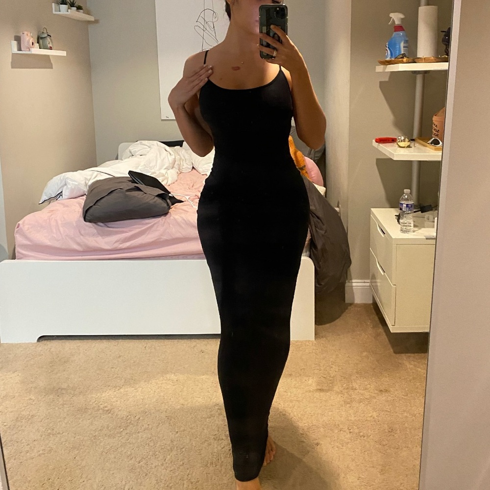 Skims size small smooth low back cami lounge dress black onyx